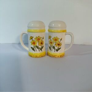 Vintage Sears Roebock & Co Japan Salt & Pepper Shaker 1976/1978?? 4.5” Floral